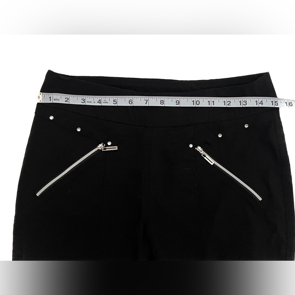 Jamie Sadock Women’s Bermuda Length Golf Shorts - Picture 2 of 5